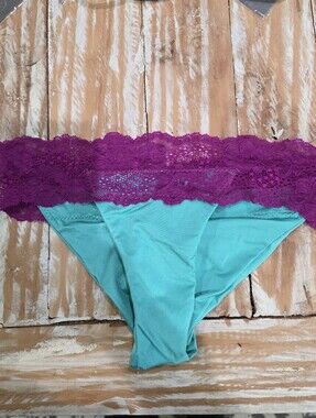 New Beach Bunny Lady Lace Bikini Bottoms XS